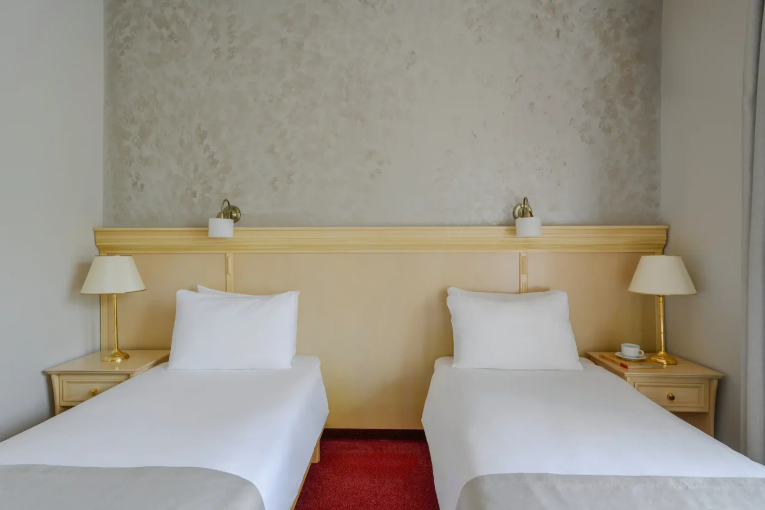 Standard Double Room with Side Sea View (10)