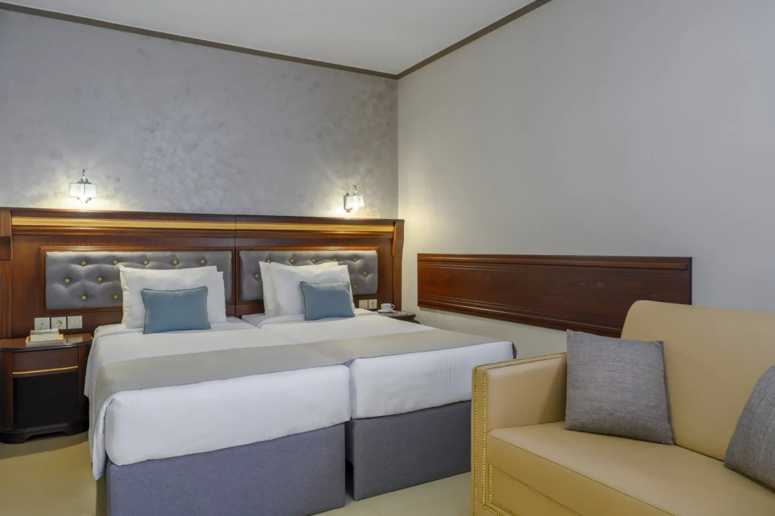 Superior Family Room with Side Sea View (1)